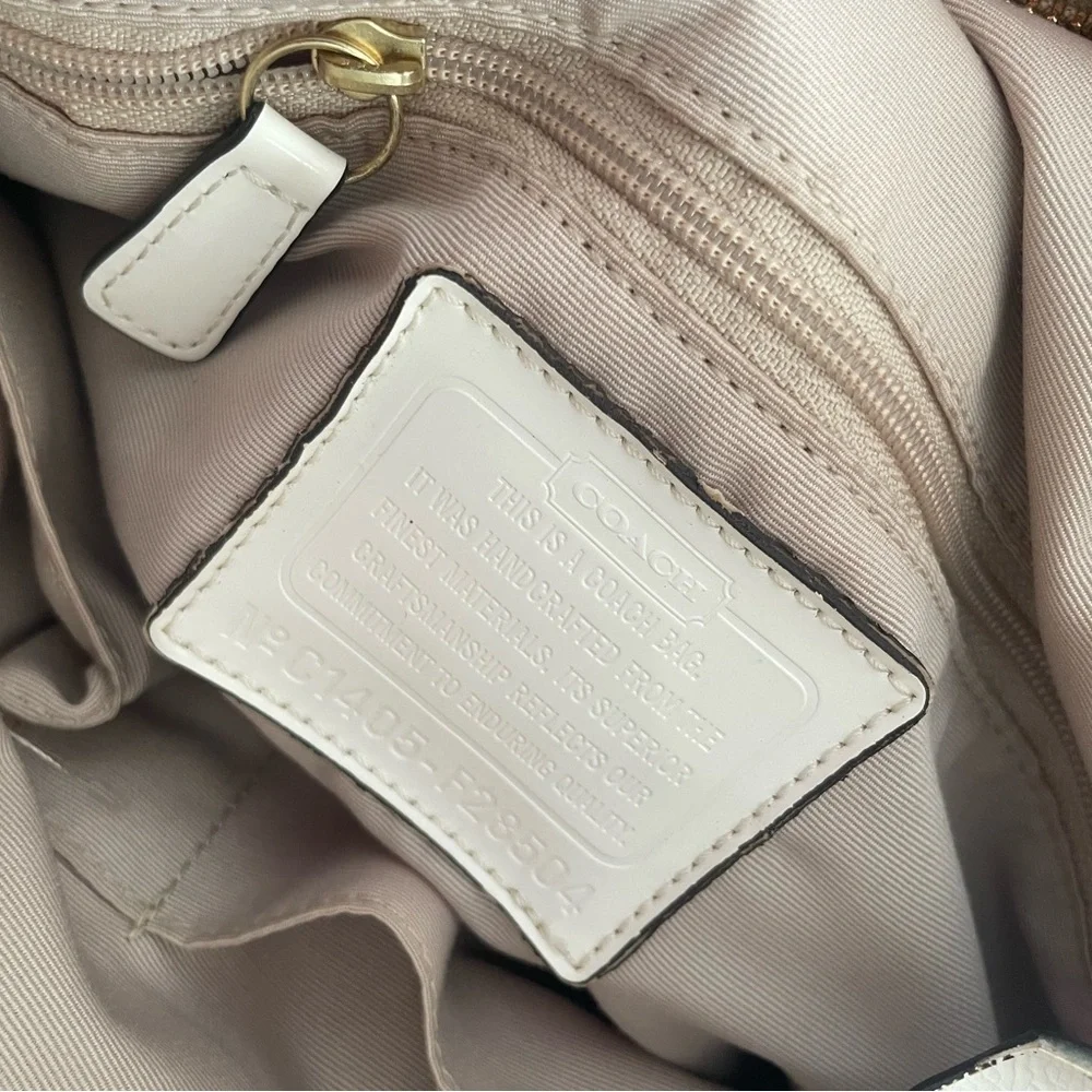 Coach Beige and Cream Signature Tote - Picture 4 of 5
